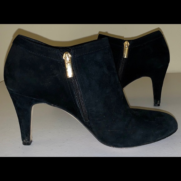 Vince Camuto Vecka Bootie Black Suede 7.5 Zip - Picture 3 of 7